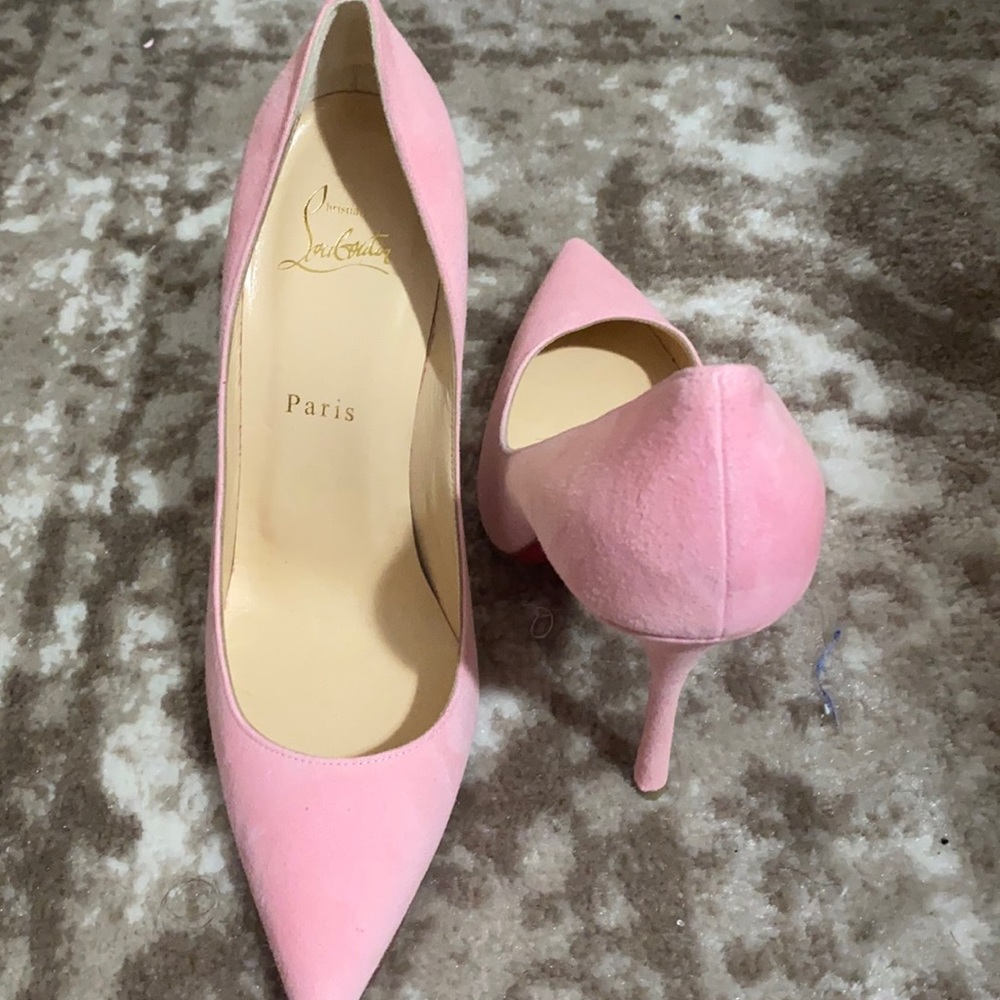 100 Suede Pink Christian Louboutin. Never been worn.